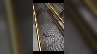 Soluções personalizadas de tela de metal de malha arquitetônica roxa
