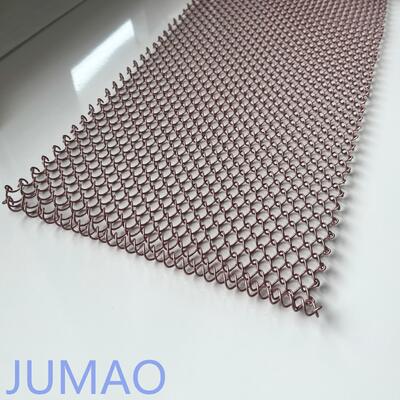 Cortina de malha montada no teto ideal para ambientes comerciais e de fundo