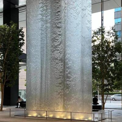 Escultura de parede de água em cascata dinâmica, cortina de água de aço inoxidável, arte de paisagem aquática